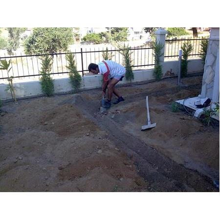 Güzelbahçe de Villa için Otomatik Sulama Uygulaması 200 m2 Çim sulama Güzelbahçe / İzmir / TURKEY